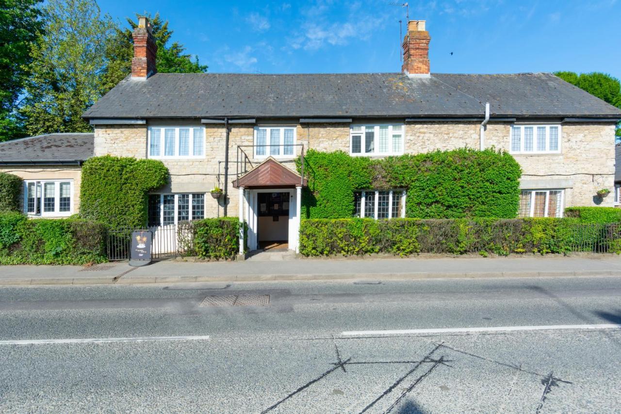 Jersey Arms Hotel Bicester Exterior foto
